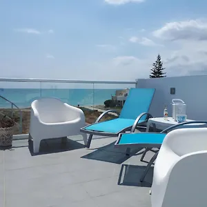 cozy-beach-house.hotelsatayianapa.com/